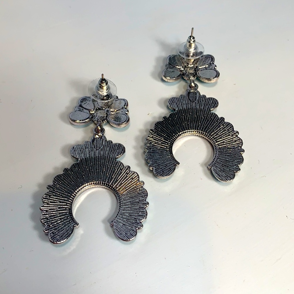 Western Natural Stone Earrings - Picture 3 of 5